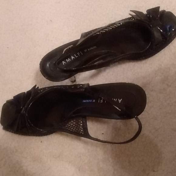 Shoes - Picture 6 of 7